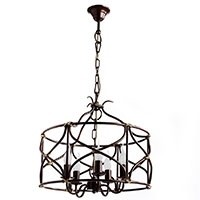 Люстры в замковом стиле